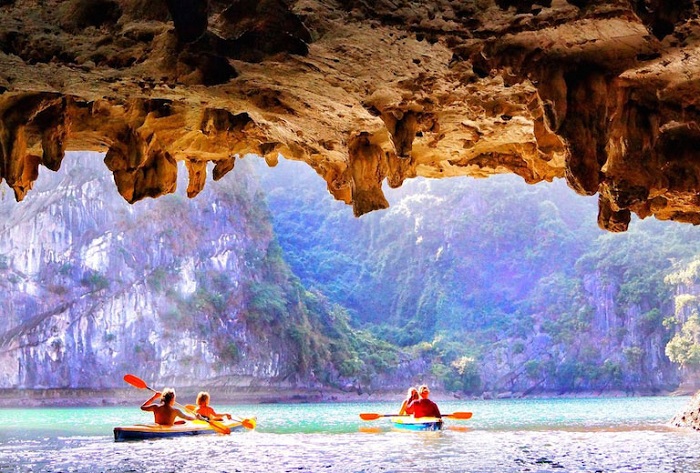 excursion in halong bay luon cave